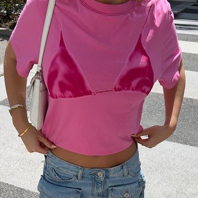 Camiseta con decal con estilo con cuello redondo sexy con manga corta