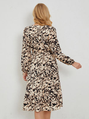 Impresión floral vestida de mujer V cuello vestido floral linterna manga una falda de línea