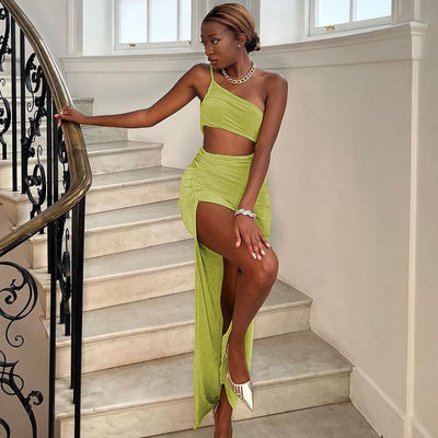 Sexy estilo lado hueco vestido sin correa un hombro sin espalda