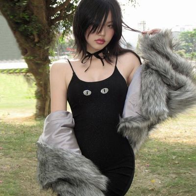 Nueva moda de verano sexy personalizado taladro caliente de mochila expuesta vestido con correa de cadera