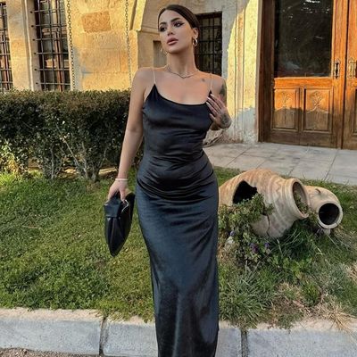 Alta sensibilidad personalizada nueva moda sexy correa correa vestido de color sólido