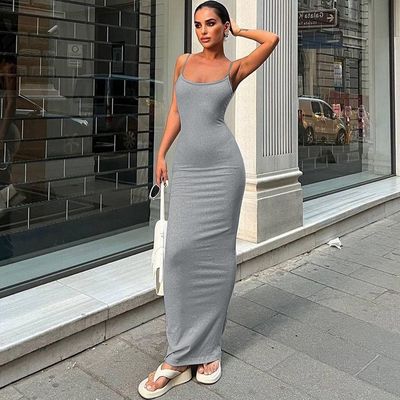 Nueva moda sexy sin espalda de color sólido vestido de correa delgado