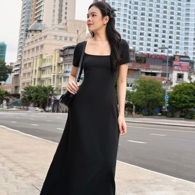 Fotos de la calle de la moda delgado Color sólido U cuello vestido de manga corta