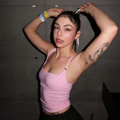 Nuevo verano sexy sexy línea cuello cintura adelgazamiento camiseta